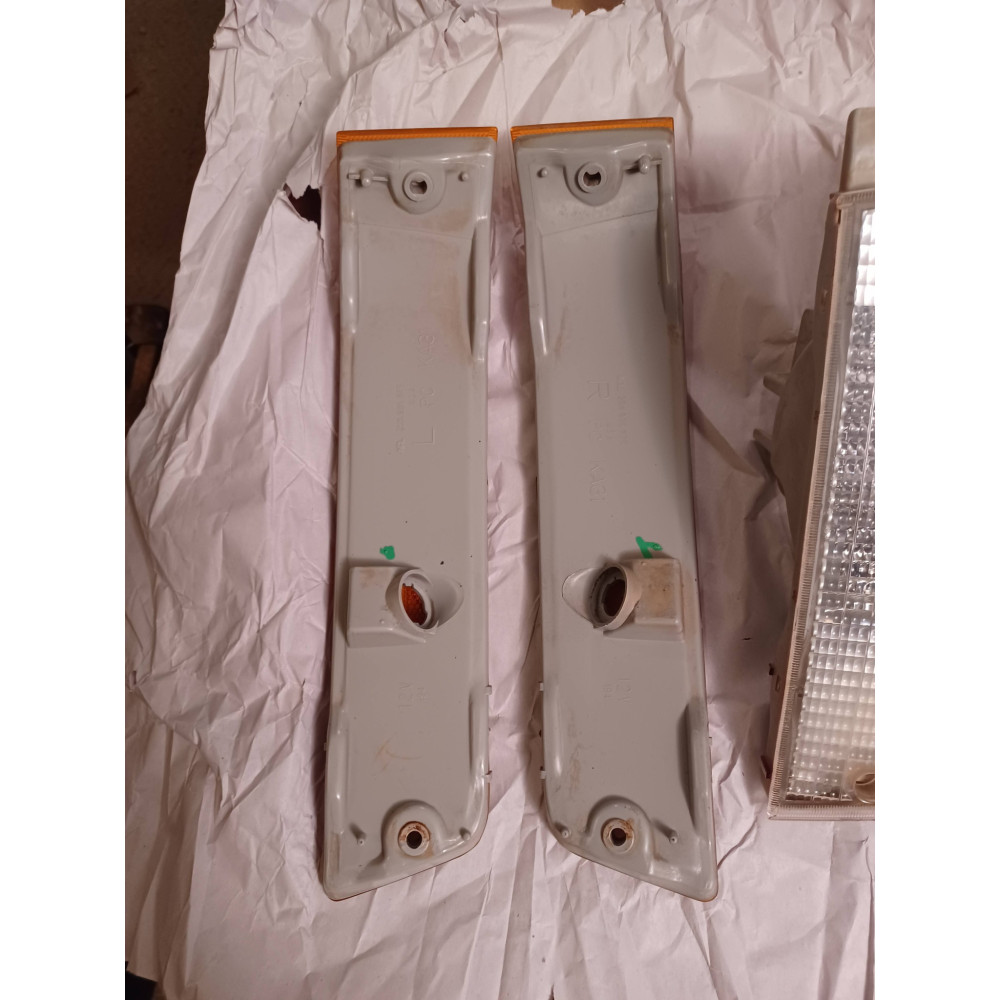 1990-1992 Ford Probe GL/LX FRONT TURN SIGNAL/PARKING LIGHTS SET NOS 1990-1992 Ford Probe GL/LX FRONT TURN SIGNAL/PARKING LIGHTS SET NOS